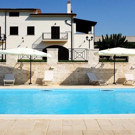 Villa Torre Cantore 로톤델라 외부 사진