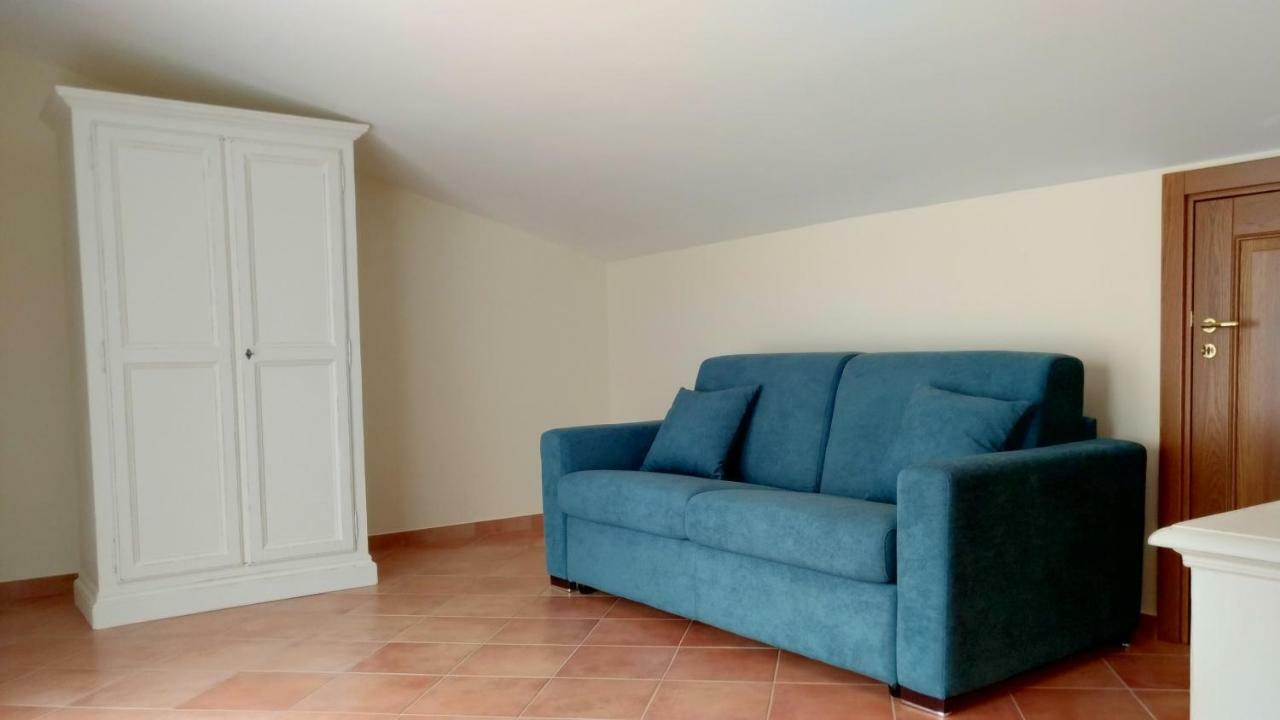 Villa Torre Cantore 로톤델라 외부 사진