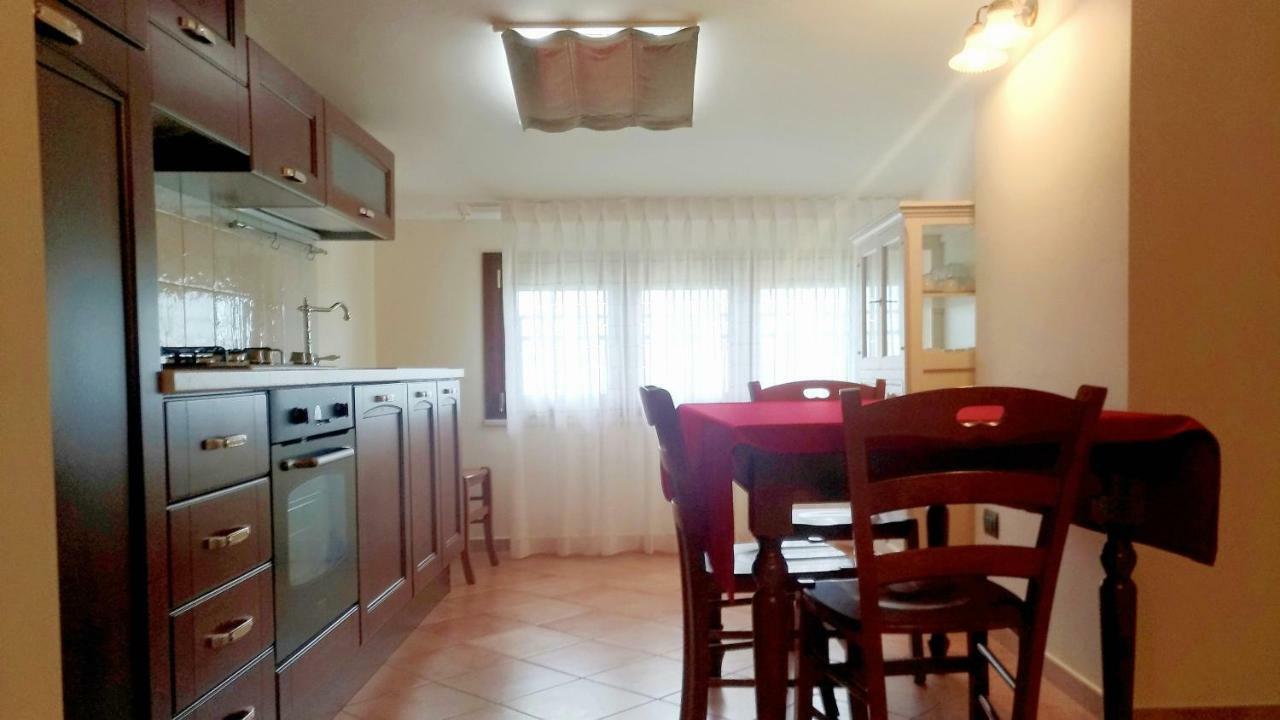 Villa Torre Cantore 로톤델라 외부 사진