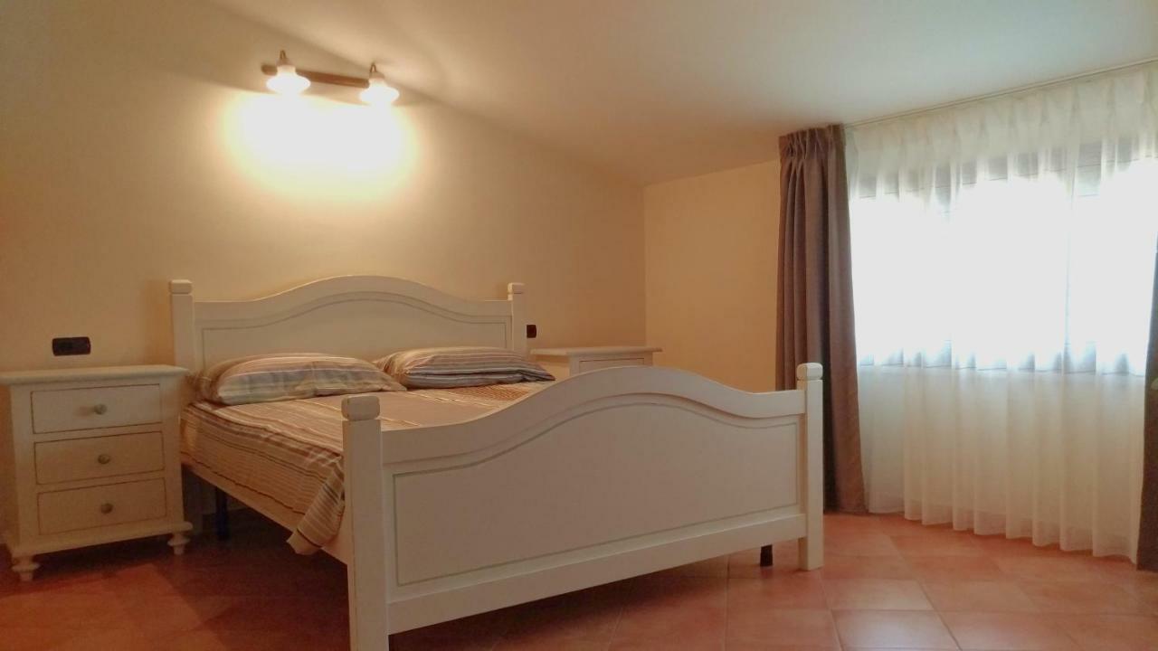 Villa Torre Cantore 로톤델라 외부 사진
